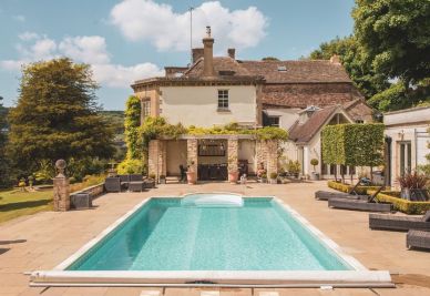 Manor swimming pool